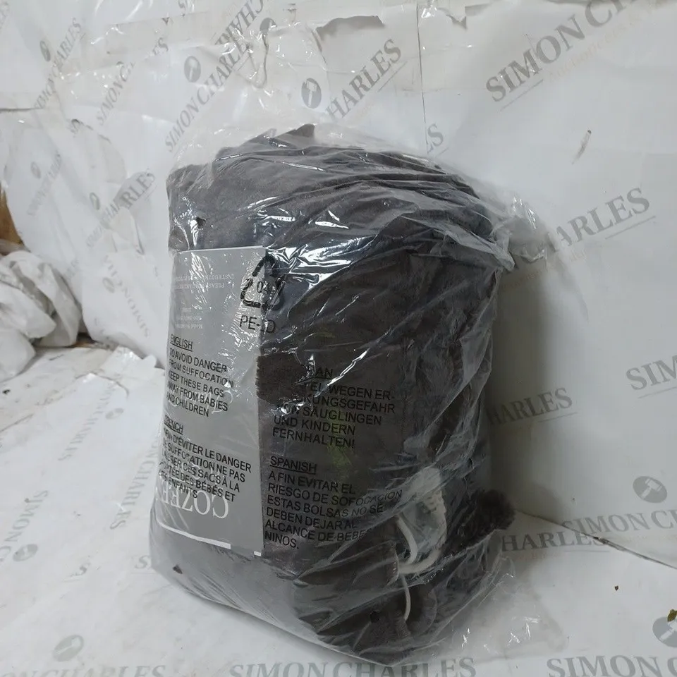 COZEE HOME VELVETSOFT HEATED THROW IN CHARCOAL 