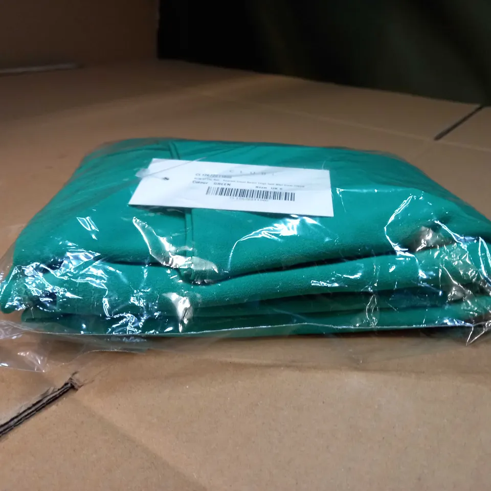 PACKAGED CLUB L EMERALD GREEN BARDOT THIGH SPLIT MAXI DRESS - SIZE 6