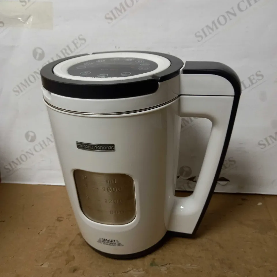 MORPHY RICHARDS TOTAL CONTROL SOUP MAKER