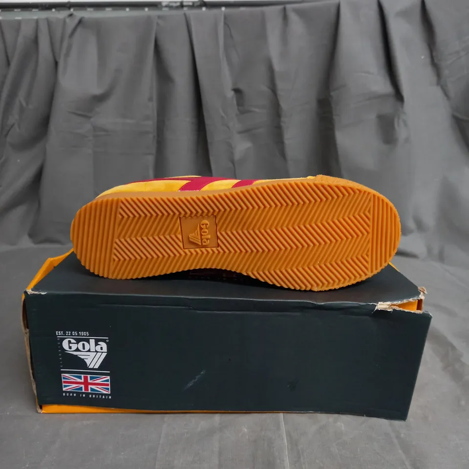 BOXED PAIR OF GOLA LOW TOP TRAINERS SIZE 6