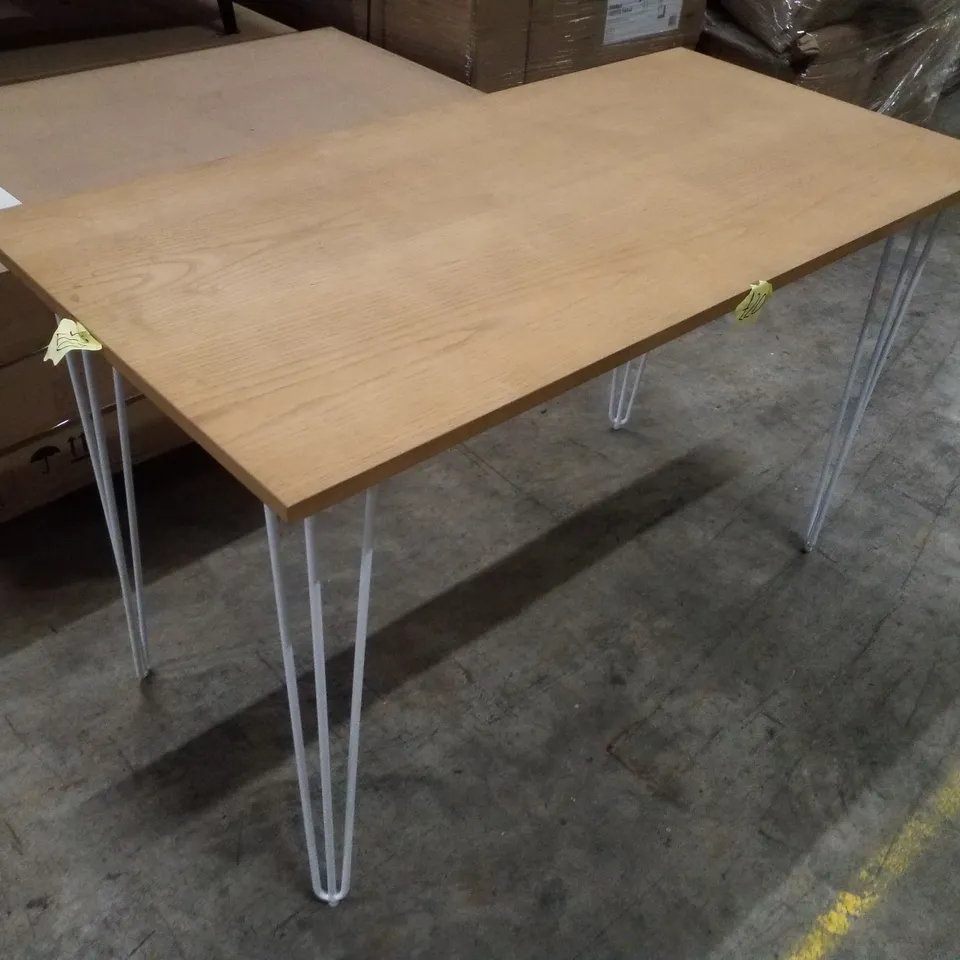 PALLET CONTAINING 4 ZARZA HAIRPIN DESKS & 3 LEONA COFFEE TABLES