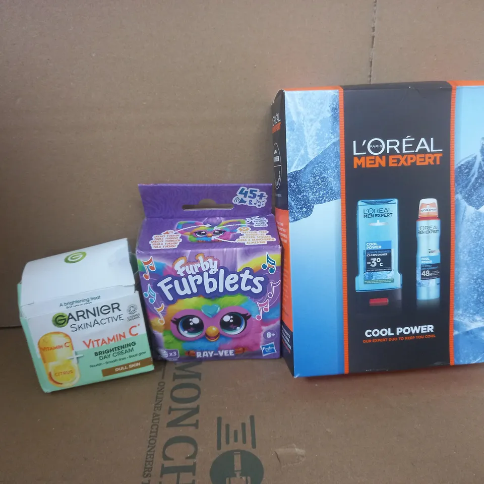 BOX OF APPROXIMATELY 5 ASSORTED ITEMS TO INCLUDE - L'OREAL MEN EXPERT , FURBY FURBLETS , GARNIER VITAMIN C ETC