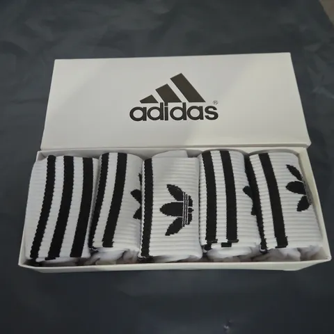 5 PAIRS OF ADIDAS SOCKS - BLACK AND WHITE 