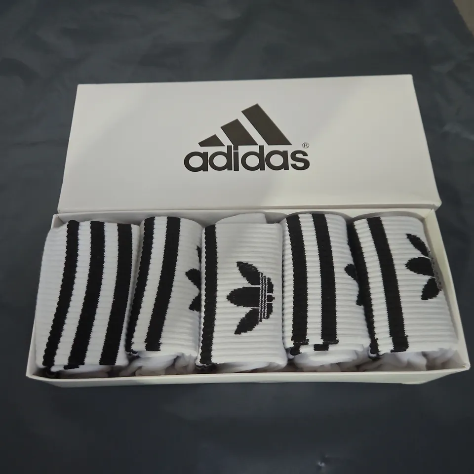 5 PAIRS OF ADIDAS SOCKS - BLACK AND WHITE