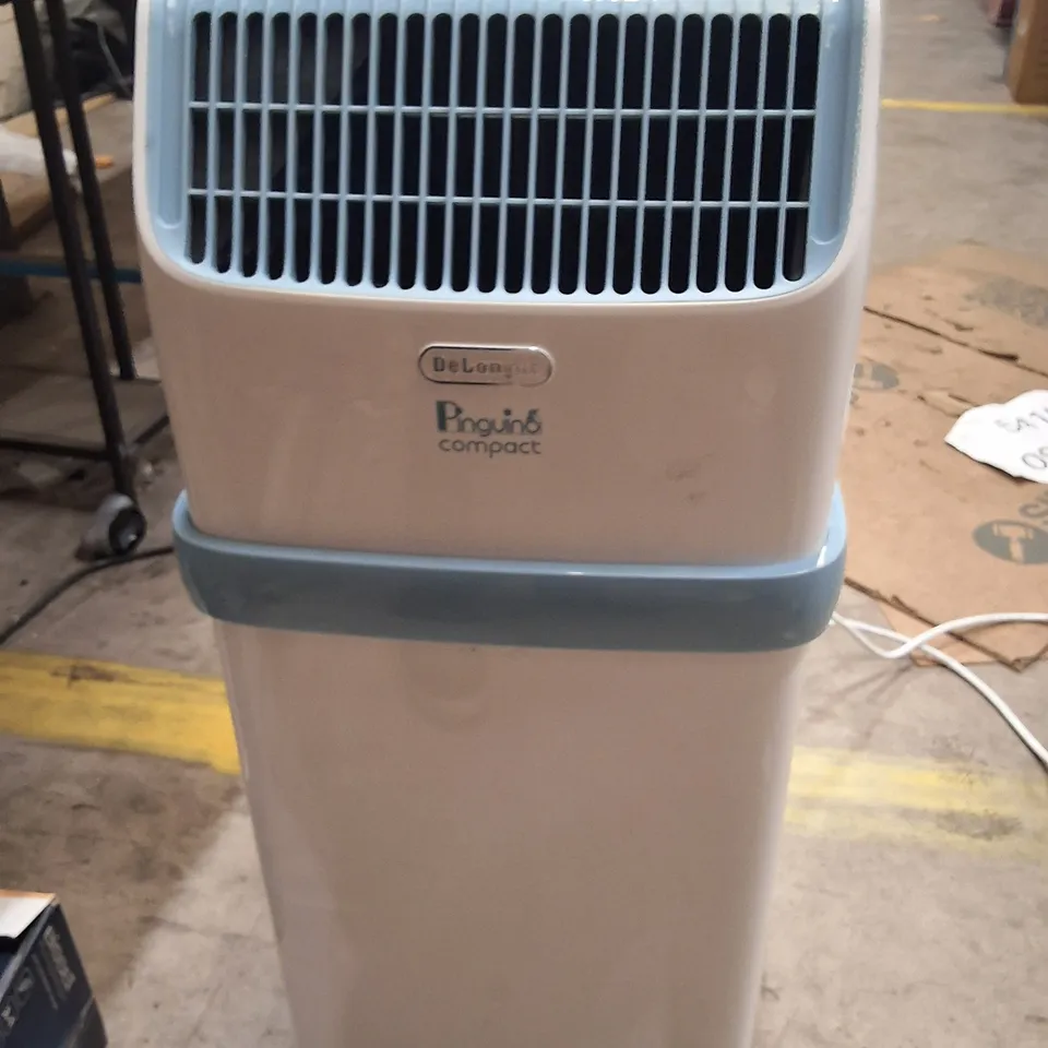 DELONGHI PINGUINO COMPACT PORTABLE AIR CONDITIONER – PAC ES72 YOUNG (UK IMPORT)