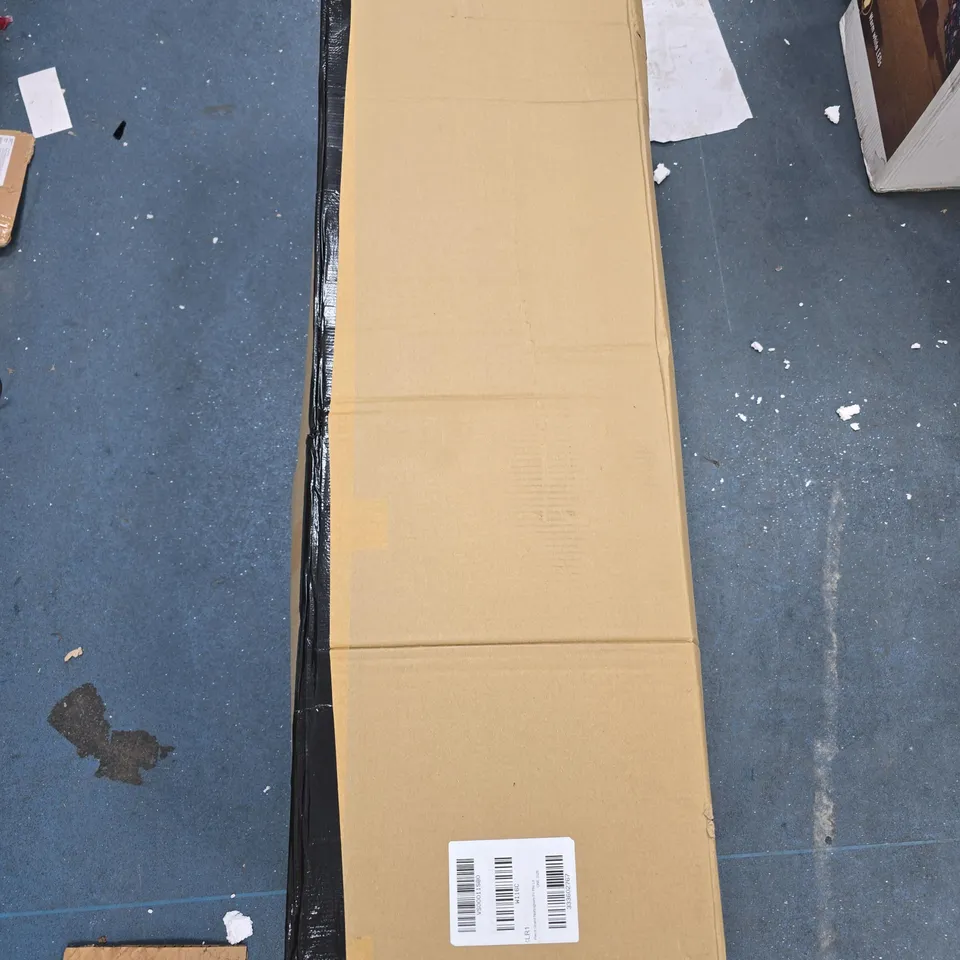 BOXED 6FT GRAND NOTTINGHAM FIR PRE-LIT ARTIFICIAL CHRISTMAS TREE