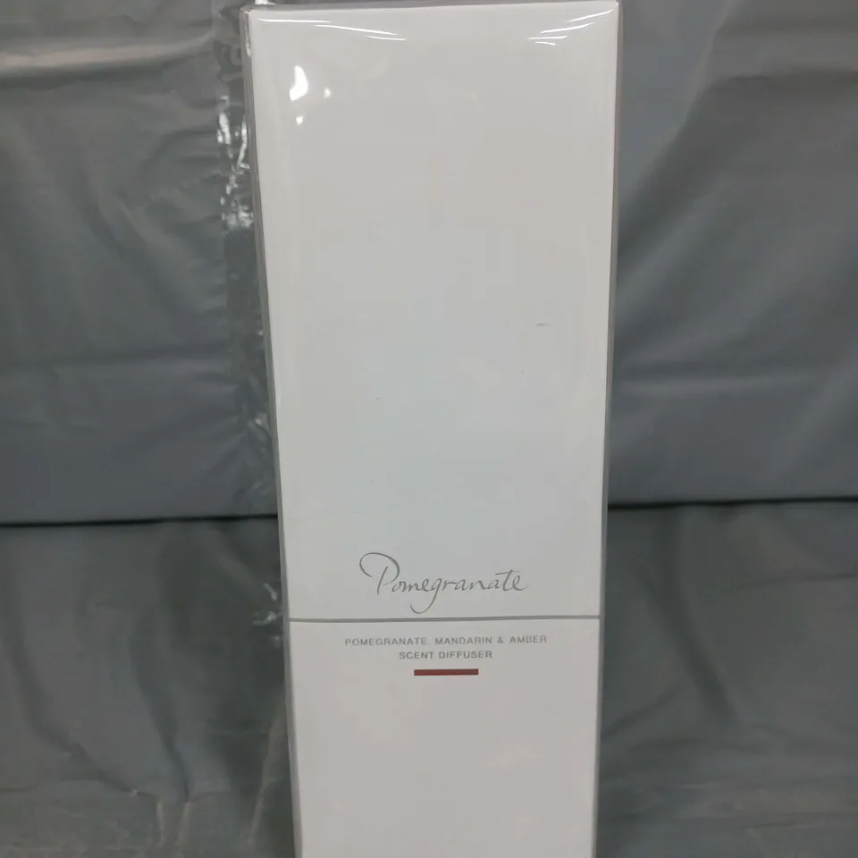 SEALED THE WHITE COMPANY POMEGRANATE, MANDARIN & AMBER SCENT DIFFUSER