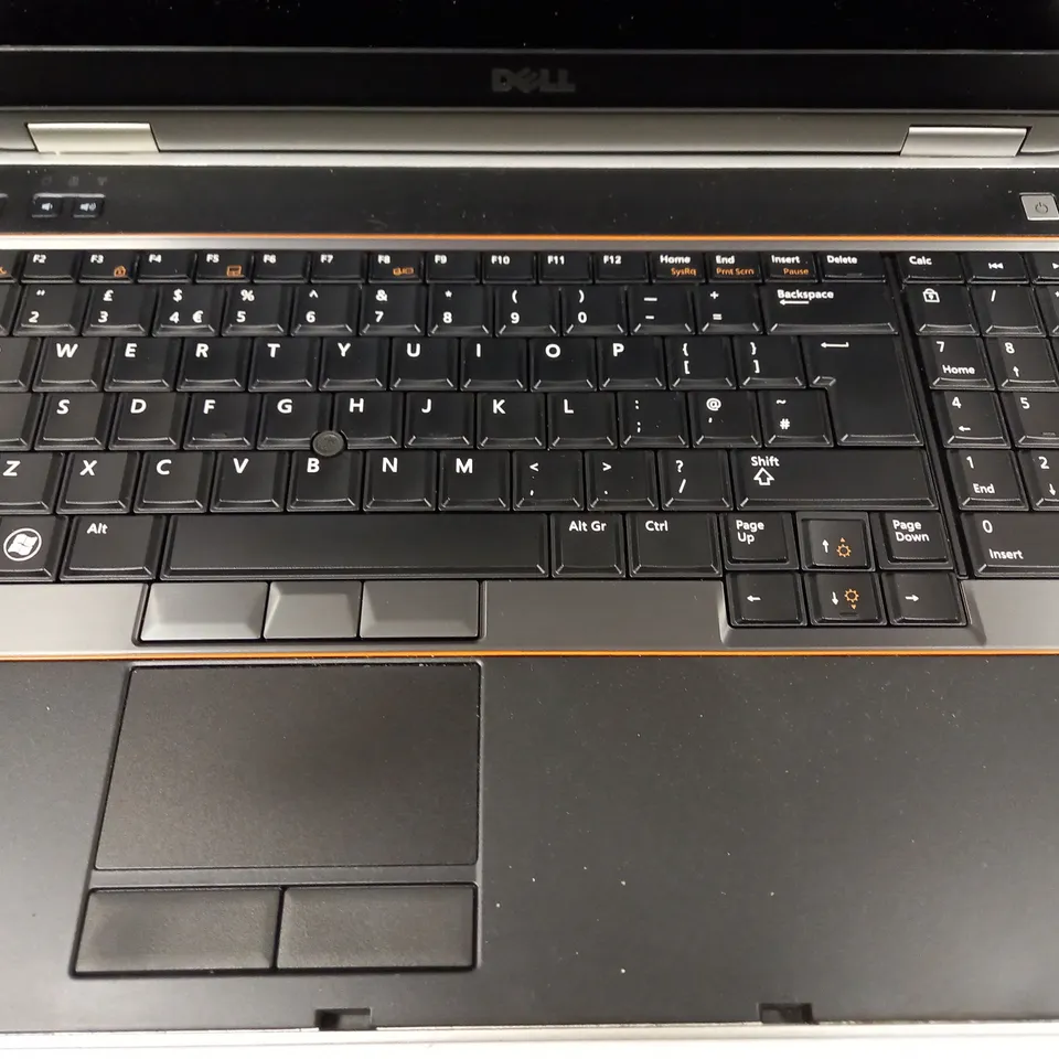 DELL LATITUDE E6520 LAPTOP IN GREY