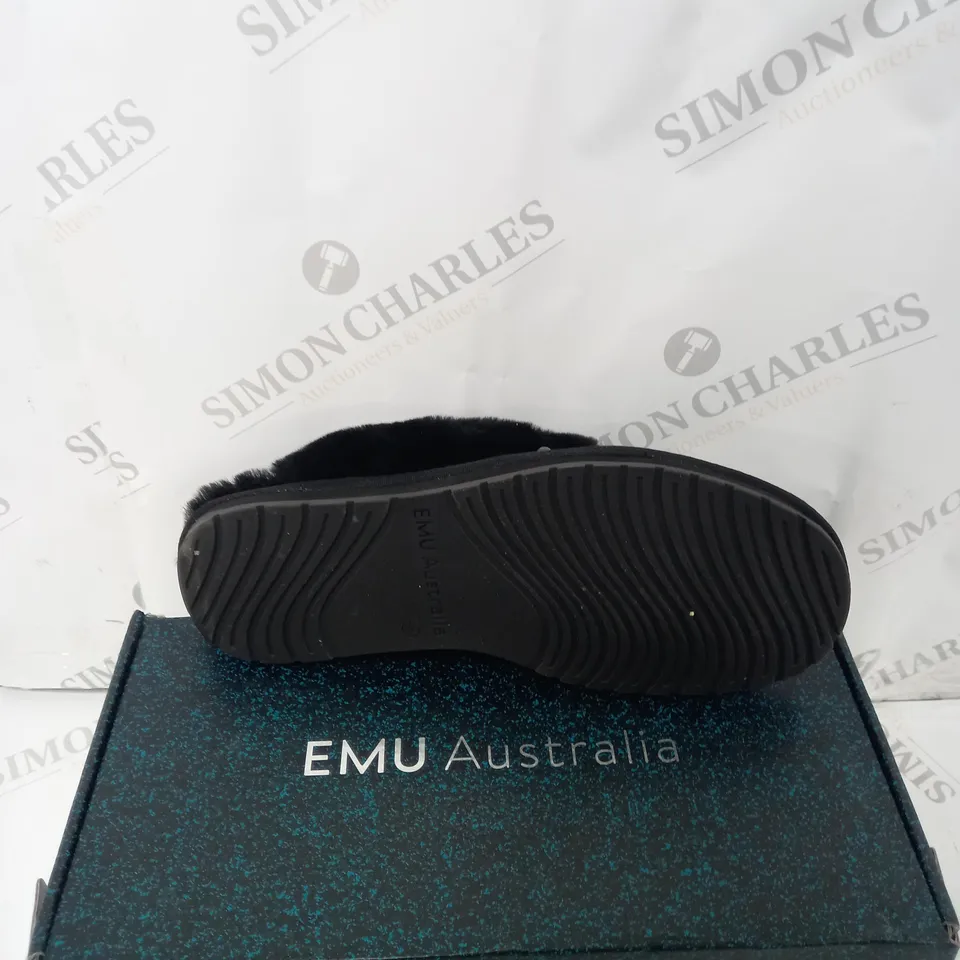 EMU AUSTRALIA "JOLIE" SLIPPERS - UK SIZE 7, BLACK