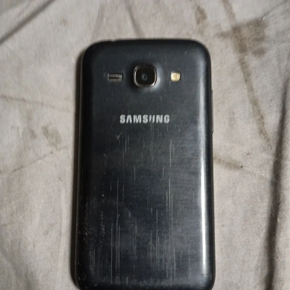 SAMSUNG GALAXY ACE 3 SMARTPHONE  