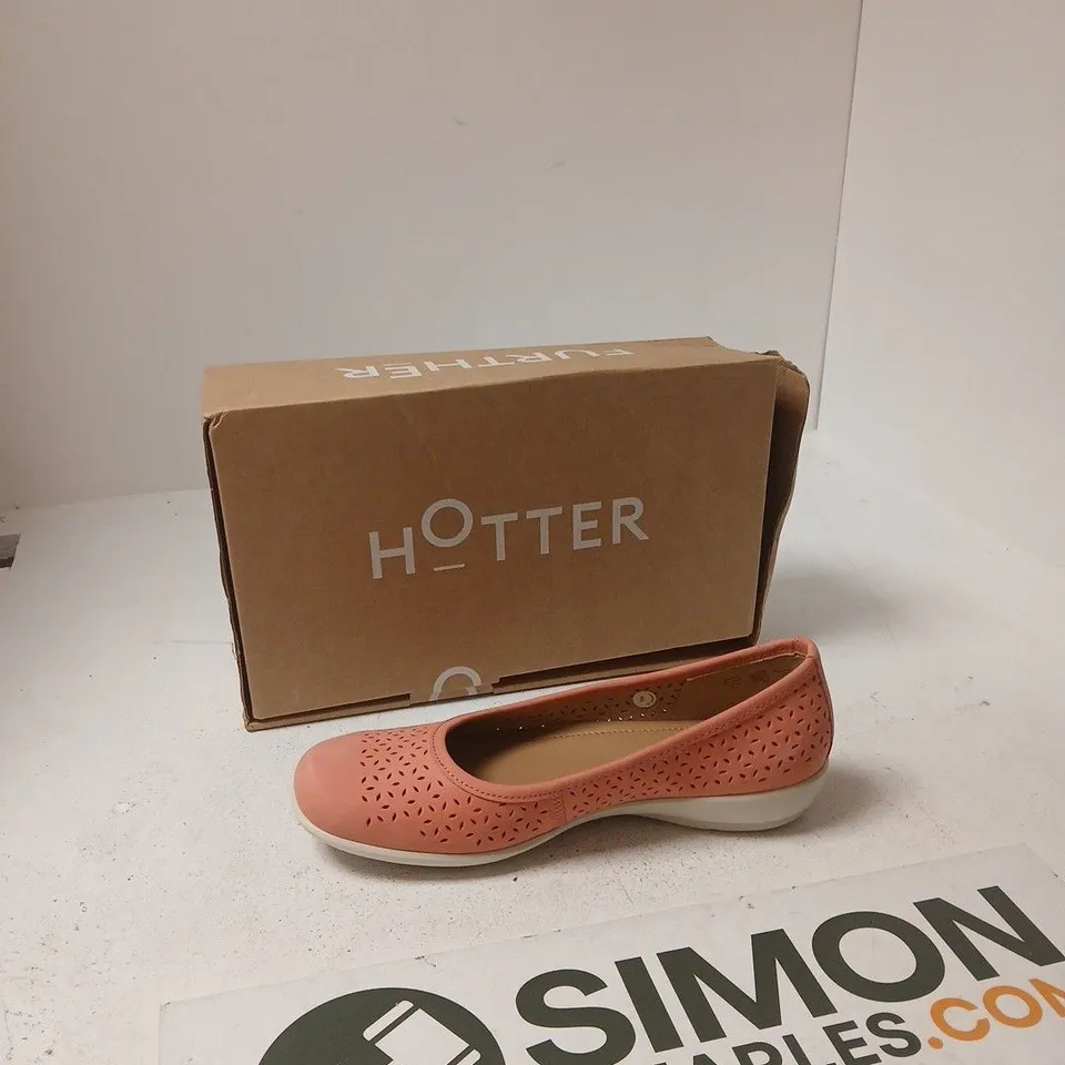 HOTTER WOMEN'S PINK PERFORATED LIVVY II BALLET FLAT, UK 5.5