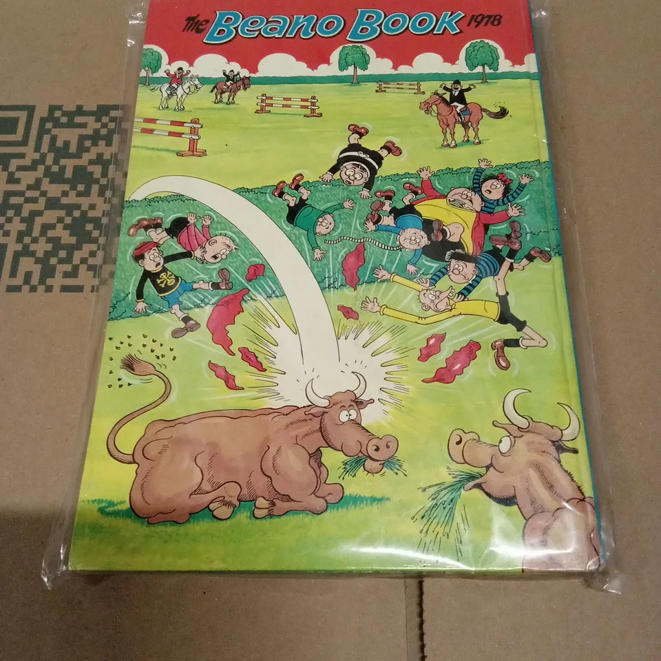 WRAPPED THE BEANO BOOK 1978