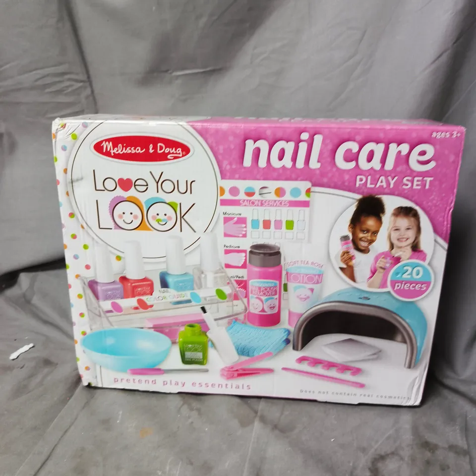 MELISSA & DOUG NAIL CARE PLAY SET – LOVE YOUR LOOK, 20 PIECES