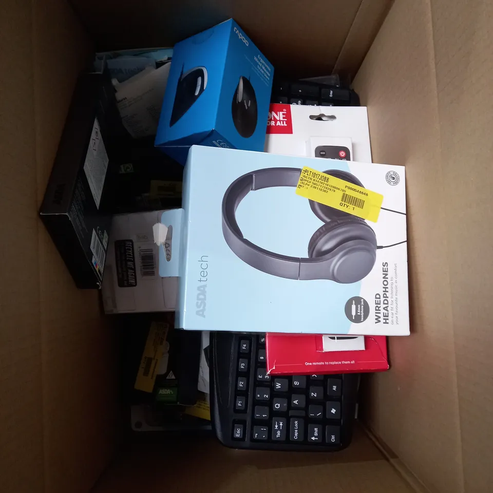 BOX OF APPROXIMATELY 15 ASSORTED ITEMS TO INCLUDE KEYBOARD, WIRED HEADPHONES, ONE FOR ALL UNIVERSAL REMOTE ETC