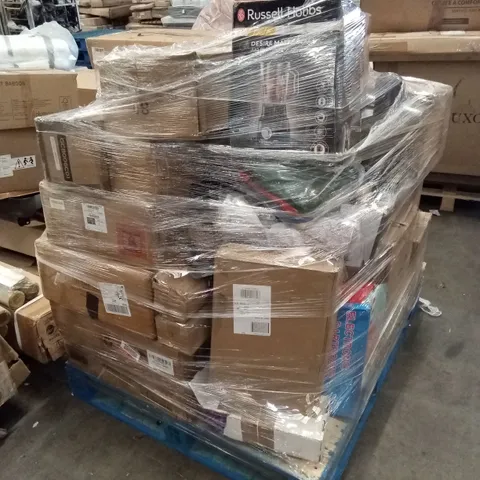 PALLET OF ASSORTED HOUSEHOLD GOODS AND PRODUCTS TO INCLUDE; SLUSHY MAKER, BLANKET, DARTBOARD ETC 
