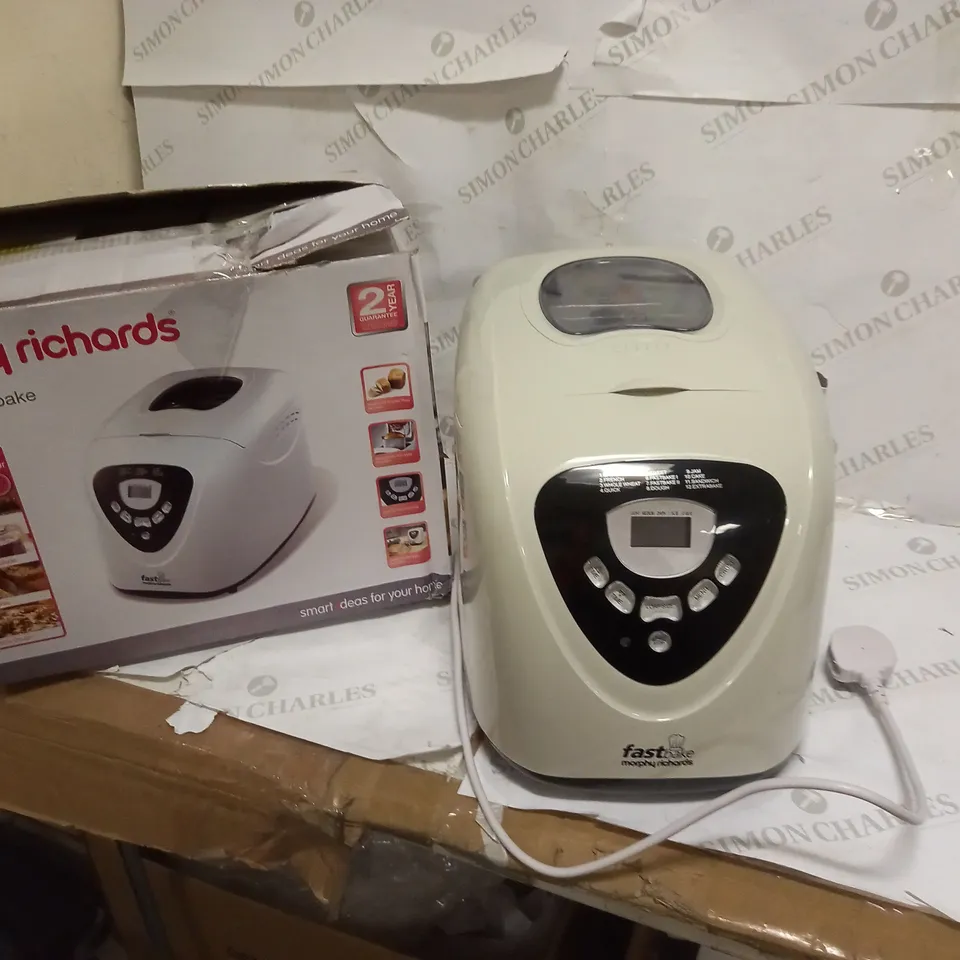 MORPHY RICHARDS FASTBAKE BREADMAKER