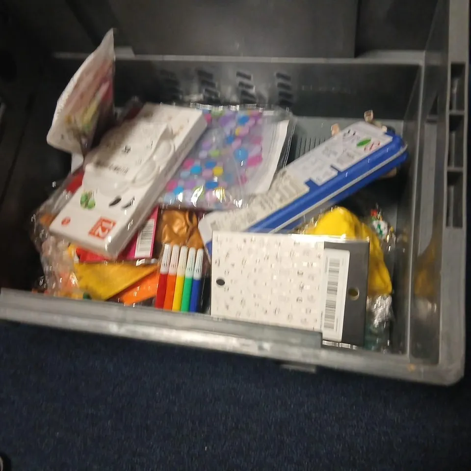 LARGE QUANTITY OF ASSORTED TOYS AND ACCESSORIES TO INCLUDE; MAGNETIC TILE SET, SOFT TOYS, LEGO AND MARIO FIGURES