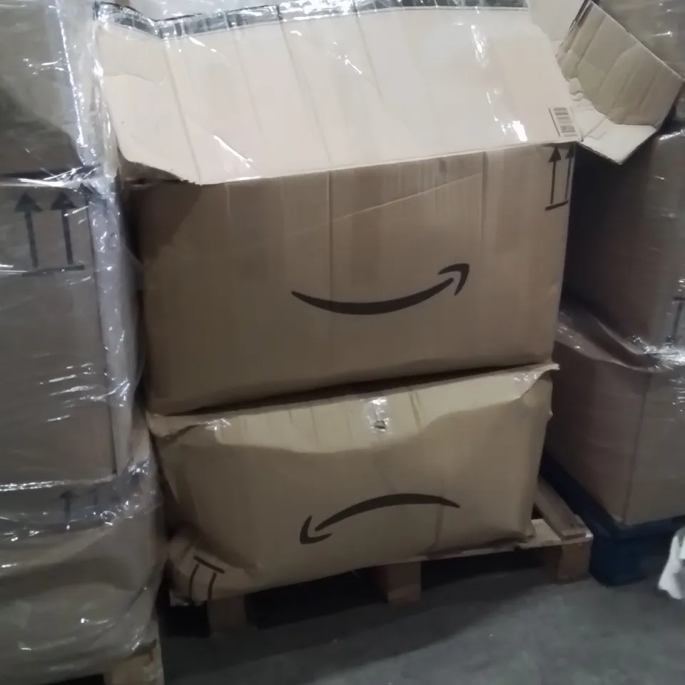 PALLET TO CONTAIN A LARGE QUANTITY OF PHONE CASES AND SCREEN PROTECTORS