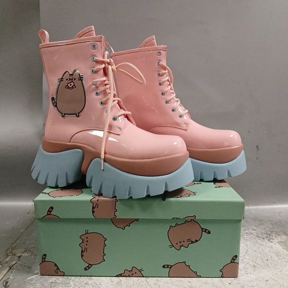 BOXED PAIR OF KOI PUSHEEN DOUGHNUTS PASTEL PATENT BOOTS IN PINK/BLUE SIZE UK 5