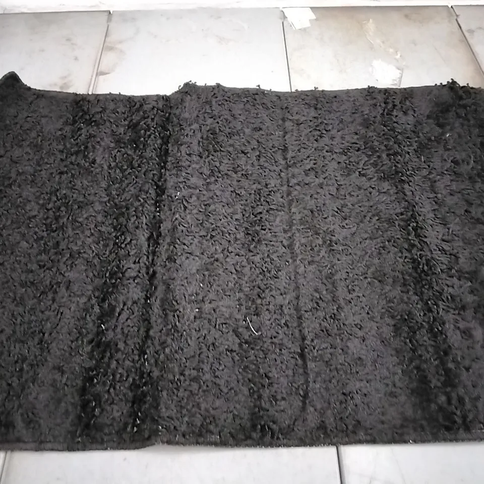 BRAND NEW GILDER BATH MAT IN BLACK- 50CM X 80CM