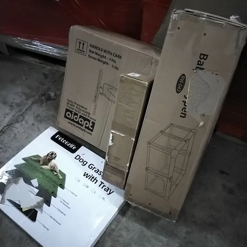 PALLET OF HOUSEHOLD ITEMS TO INCLUDE TOILET SEAT AND FRAME, DOG GRASS PAD WITH TRAY,DOLL STROLLER, BABY PLAYPEN AND OTHER ASSORTED ITEMS....