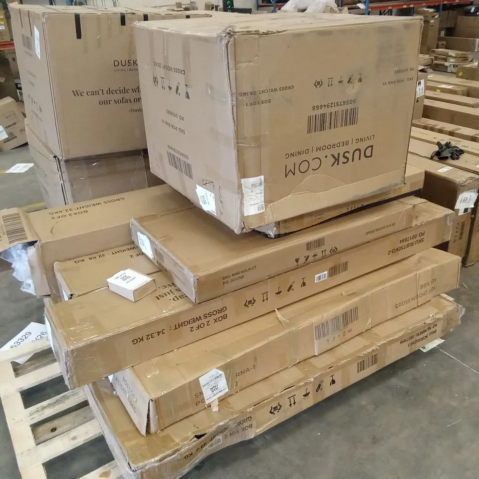 PALLET OF ASSORTED INCOMPLETE DUSK FURNITURE PARTS AND PIECES