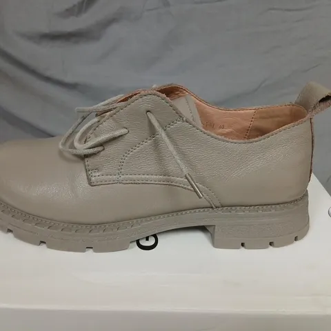 LADY ONE WOMEN'S LEATHER ANKLE BOOT – EU 40 (UK 6)