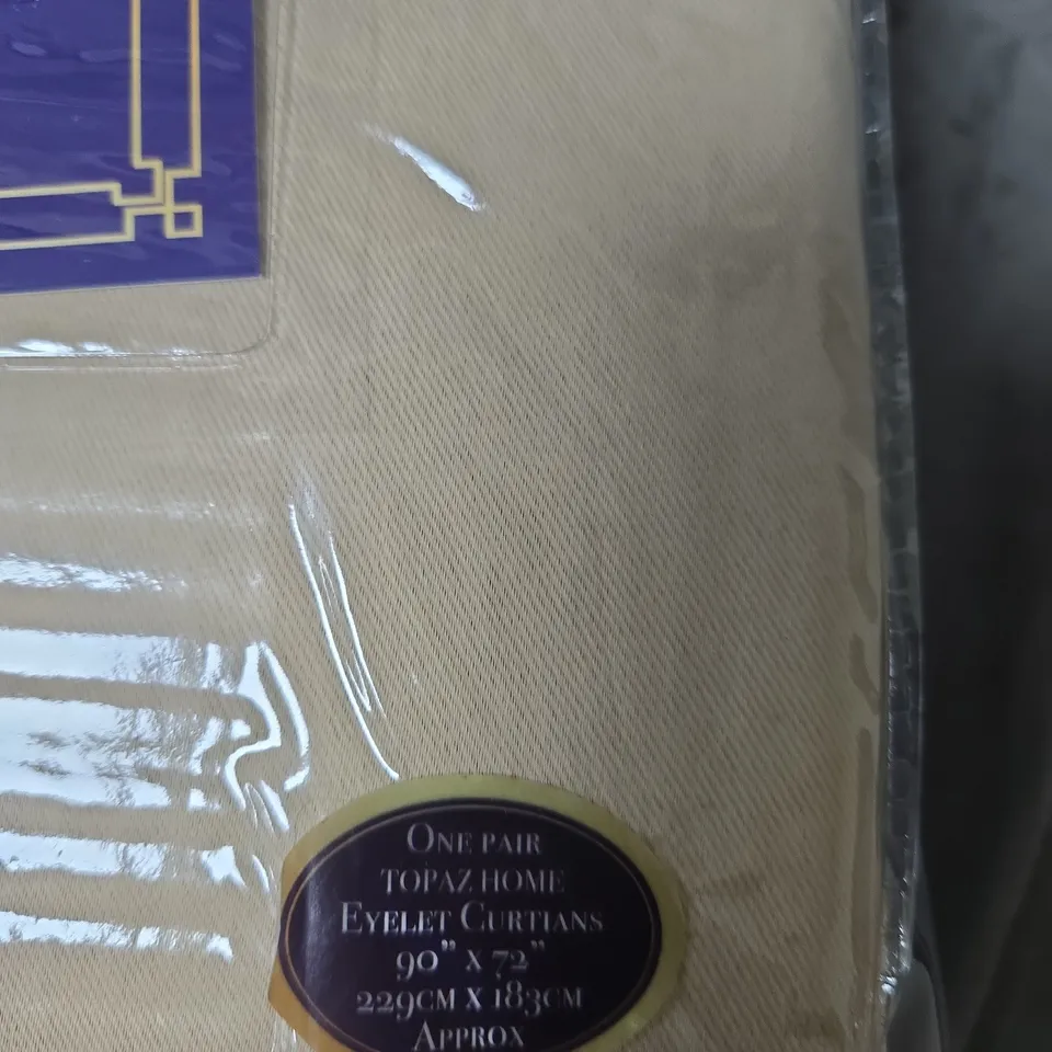 BOX OF APPROXIMATELY 10 X TOPAZ HOME EYELET CURTAINS –  SILKY FEEL, BLACKOUT, 90IN X 72IN 