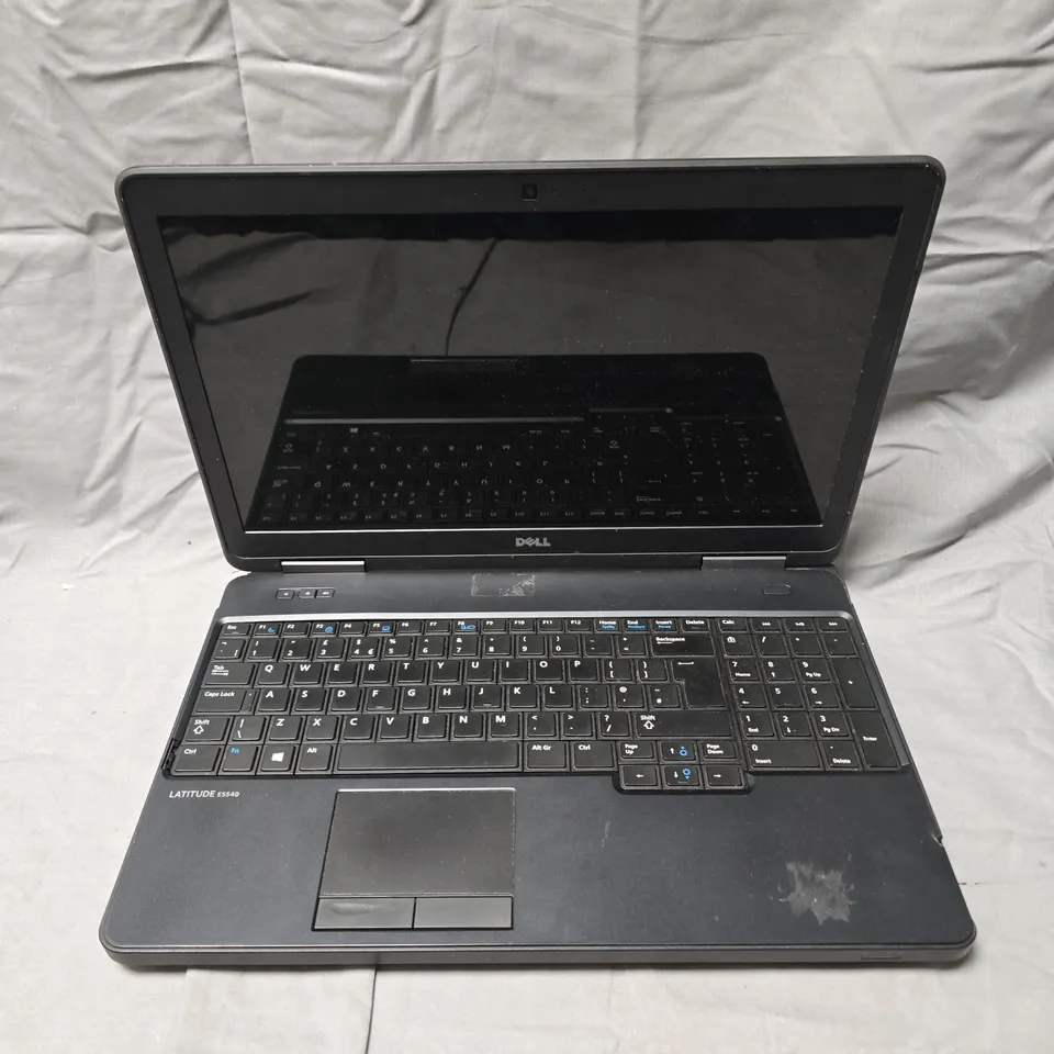 DELL LATITUDE E5540 LAPTOP