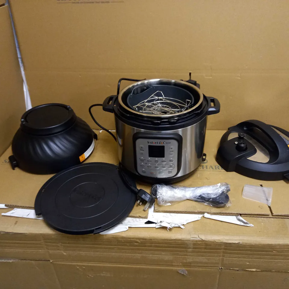 INSTANT POT DUO CRISP AIR FRYER MULTICOOKER
