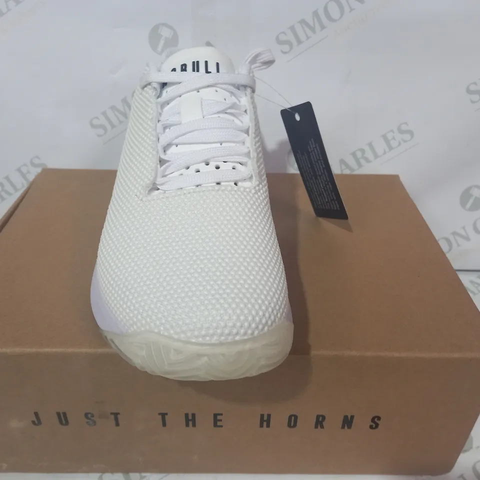 BOXED PAIR OF NOBULL SF TRAINERS IN WHITE UK SIZE 4.5