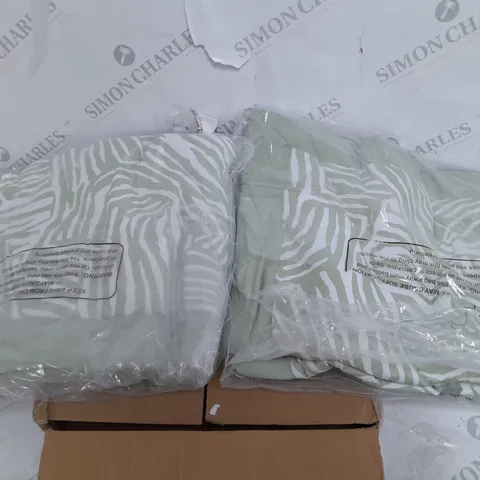 COZEE HOME ABSTRACT ANIMAL PRINT SET OF 2 SHAMS SAGE 1 SIZE 