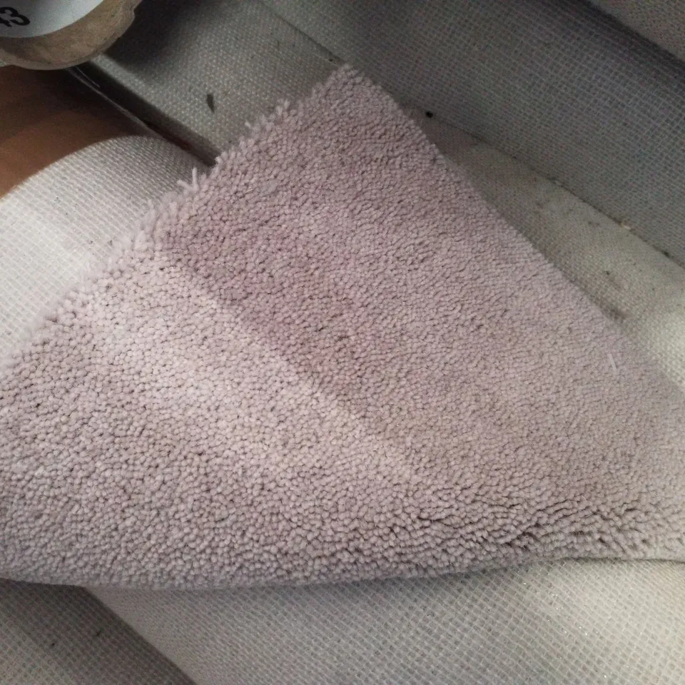 ROLL OF QUALITY 5M ROSEDALE COTE HILL CARPET - 5×2.16M