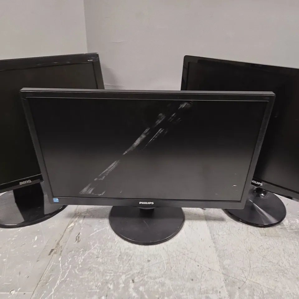 4 X ASSORTED MONITORS IN VARIOUS MODELS & SIZES - COLLECTION ONLY