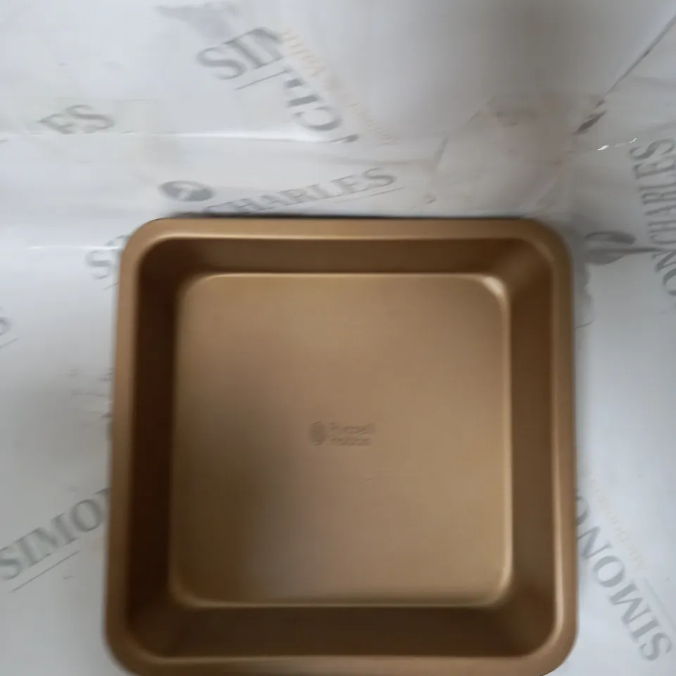 RUSSEL HOBBS OPULENCE SQUARE PAN 