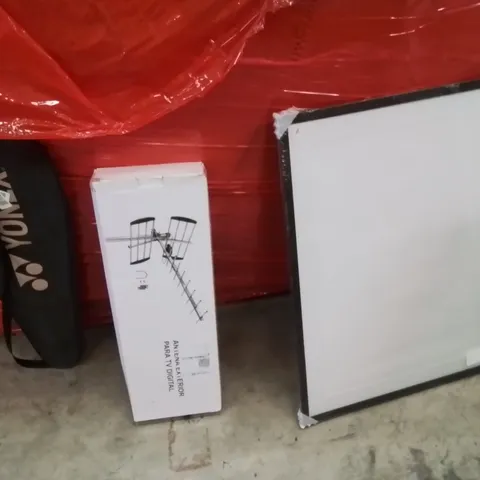 PALLET OF ASSORTED HOUSEHOLD GOODS AND PRODUCTS TO INCLUDE;PICTURE FRAME,TENNIS RACKET,DIGITAL ARIEAL