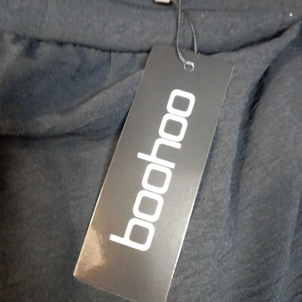 BOOHOO BLACK TIERED TIE BACK STRAPPY MAXI DRESS - SIZE 14