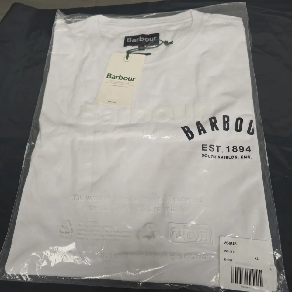 BARBOUR TSHIRT IN WHITE SIZE XL 