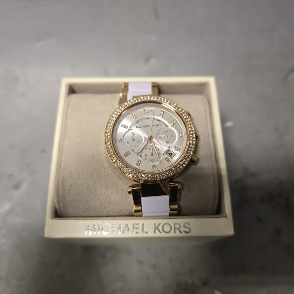 BOXED MICHAEL KORS ROSE GOLD & WHITE CHRONOGRAPH WOMENS WATCH 