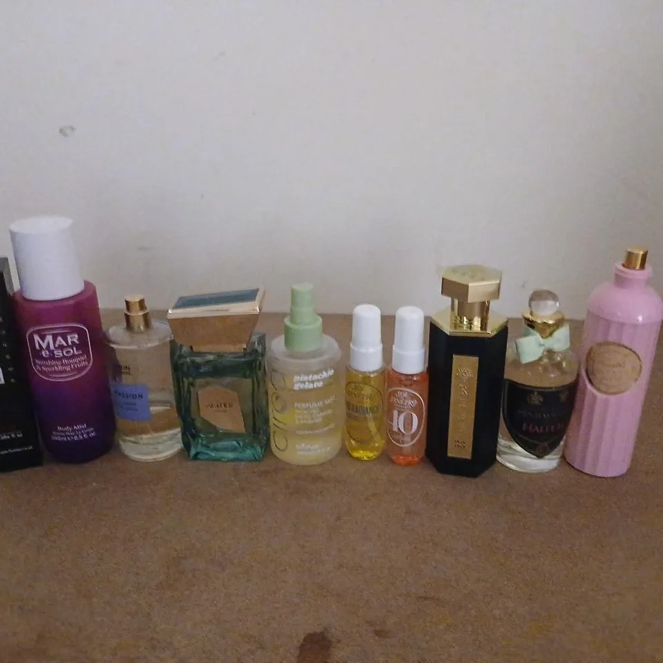 APPROXIMATELY 10 ASSORTED UNBOXED FRAGRANCES