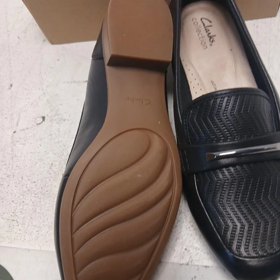 CLARKS WOMEN'S BLACK LEATHER LOAFERS – UK 6
