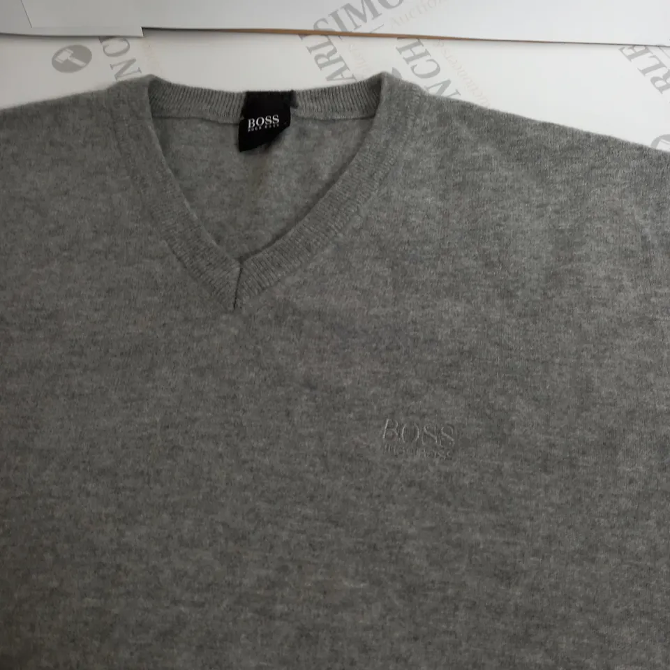 HUGO BOSS KNITTED SWEATSHIRT SIZE L