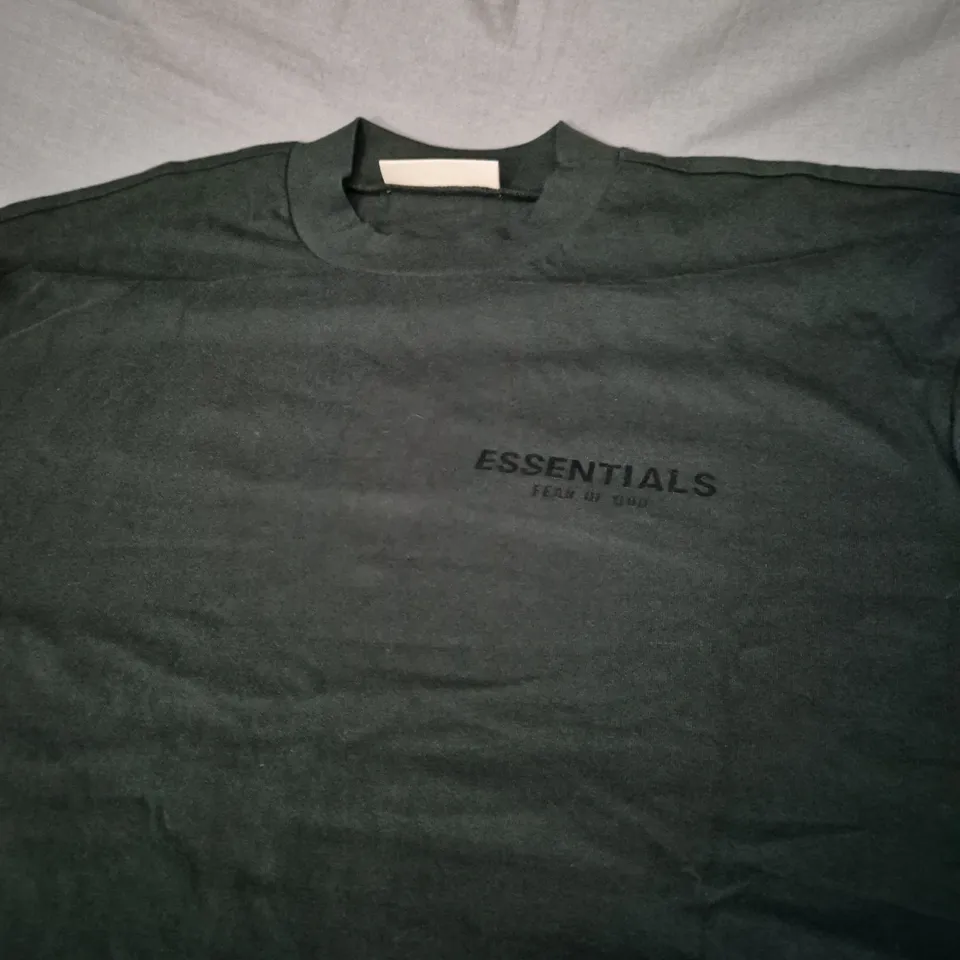 ESSENTIALS FEAR OF GOD CASUAL T-SHIRT SIZE M