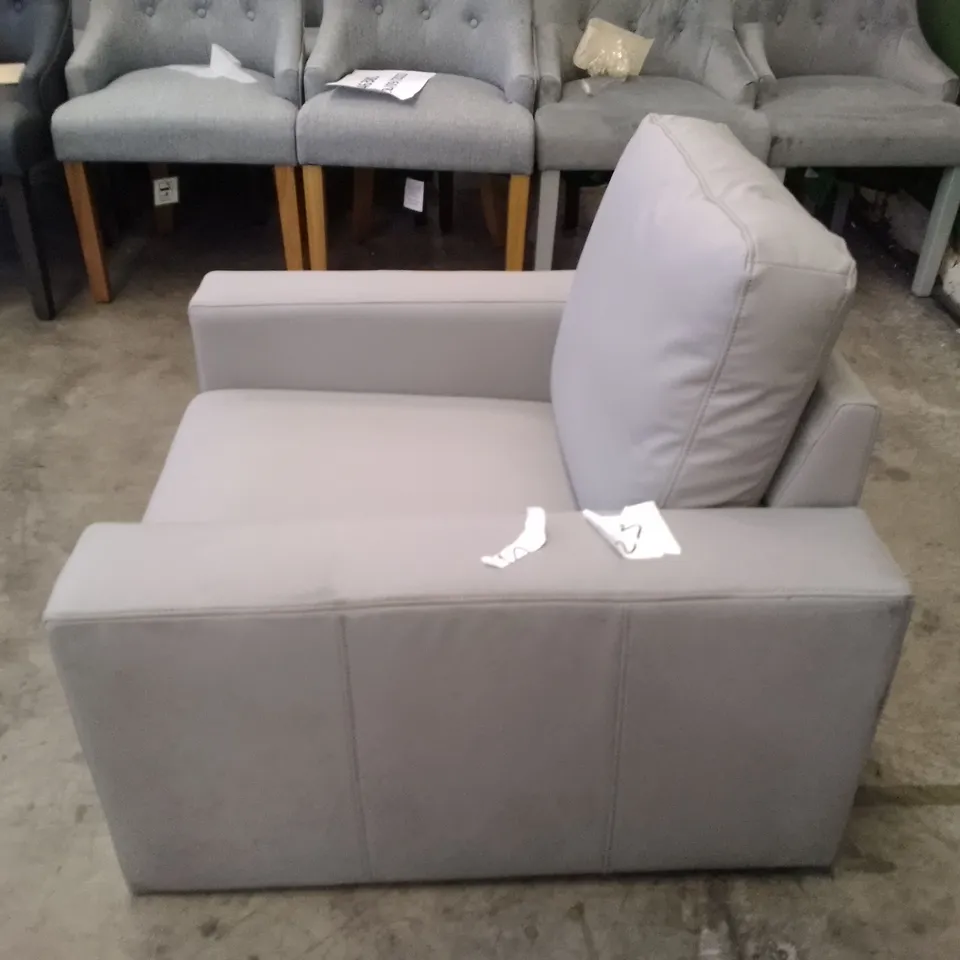 QUALITY DESIGNER BALTIMORE DOVE GREY PLUSH FABRIC ARMCHAIR