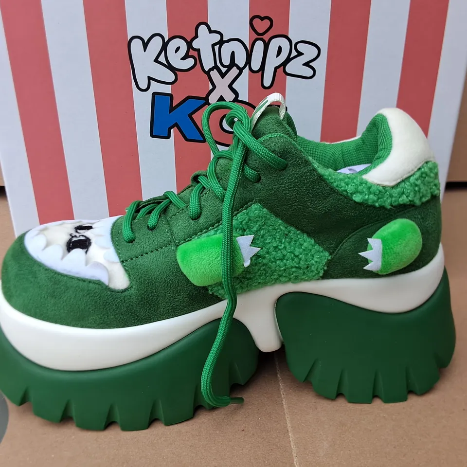 BRAND NEW BOXED KOI KETNIPZ BEANZILLA PLATFORM TRAINERS IN GREEN - UK 3