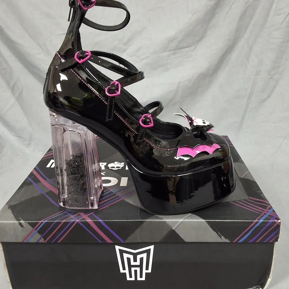 BOXED KOI MONSTER HIGH DEAD TIRED STRAPPY COFFIN PLATFORMS - UK 6