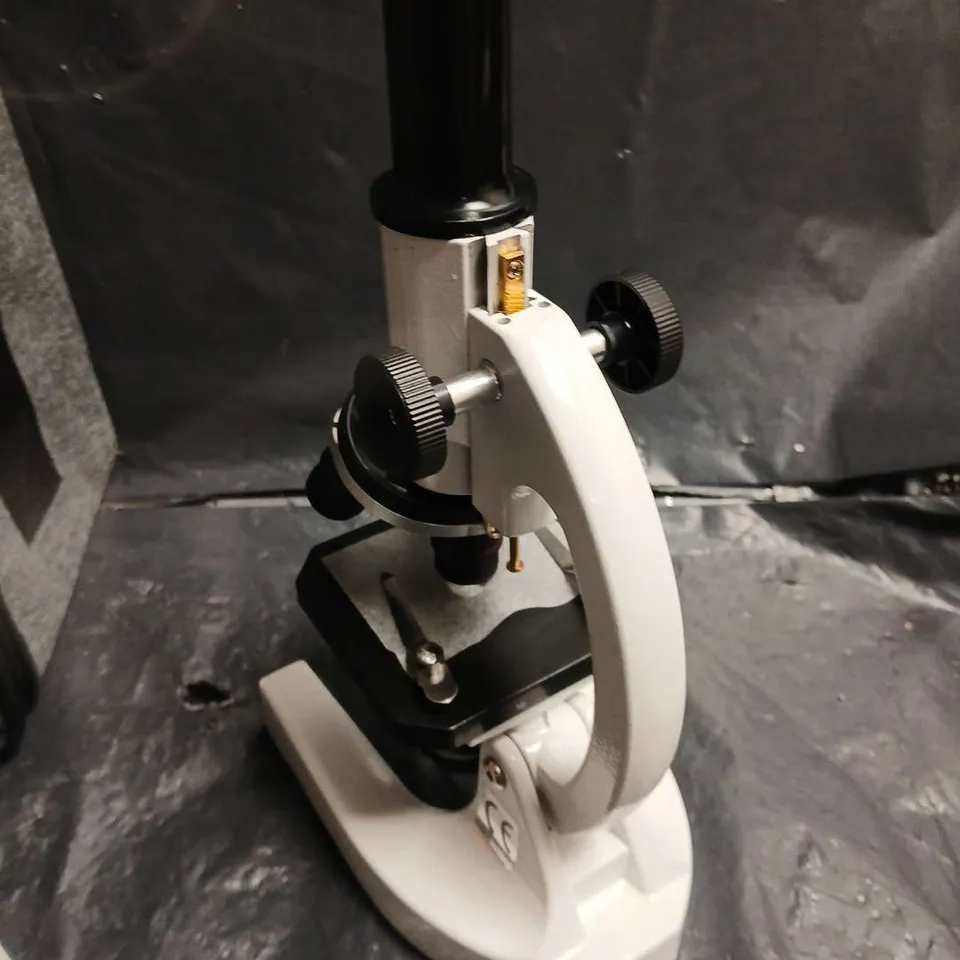 Y-BEAUTY BIOLOGICAL MICROSCOPE – TEACHING MICROSCOPE WITH CASE & ACCESSORY KIT