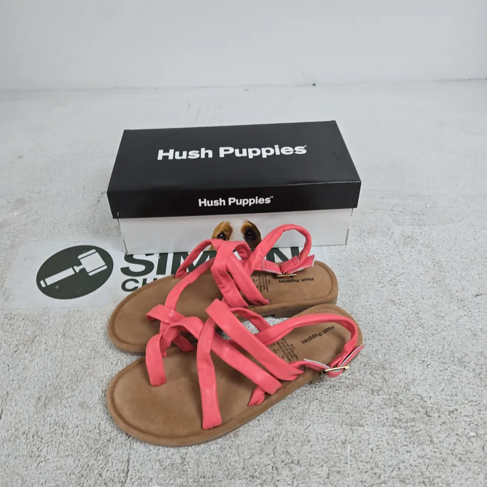 HUSH PUPPIES WOMEN'S HOPE WIDE FIT SANDALS – CORAL, UK 6 (EU 39)