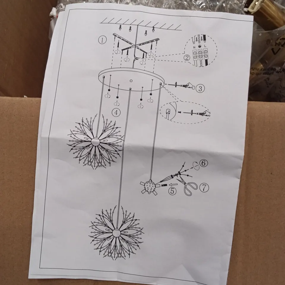 BOXED FARFALLE MOTIF STARBURST CHANDELIER - GOLD FINISH (1 BOX)