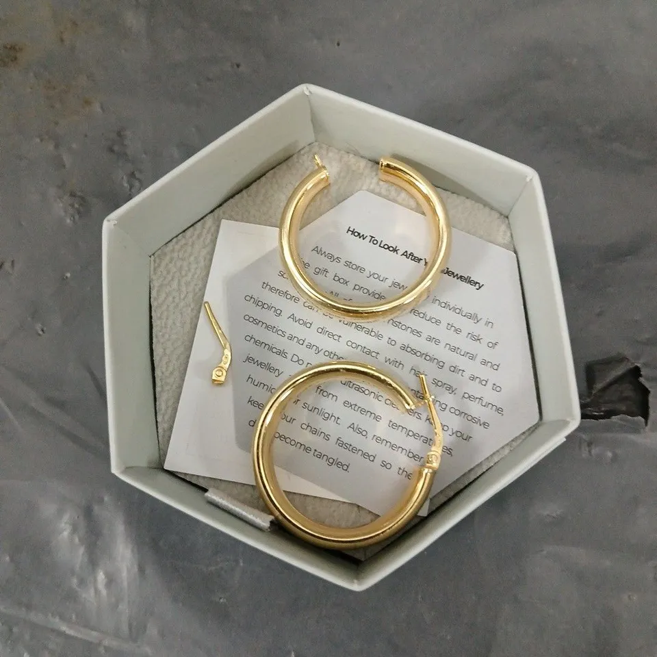 GORGEOUS GOLD STERLING SILVER GOLD PLATED HOOP EARRINGS 